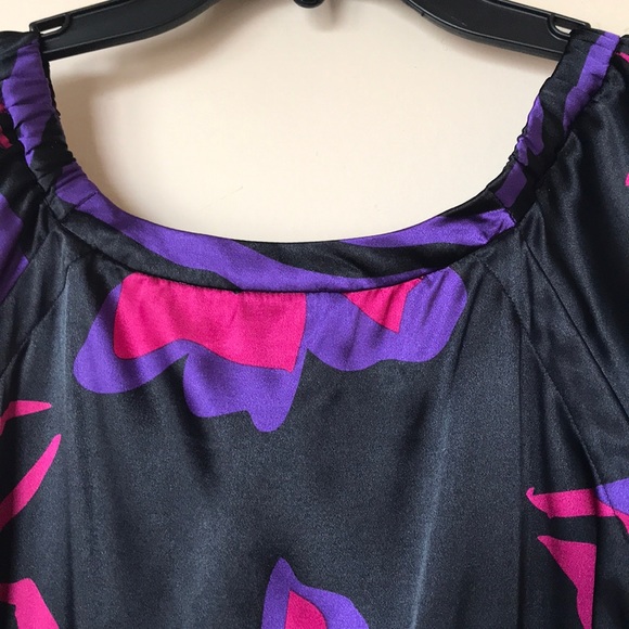 A fun colorful dress - Picture 8 of 8